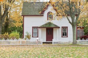 A smaller house layout can be a great option when downsizing home.